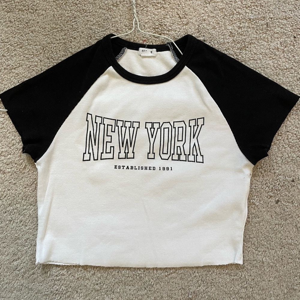 Garage Black and White "New York" Crop Top